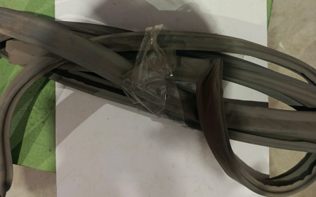 Уплотнитель двери 620х873